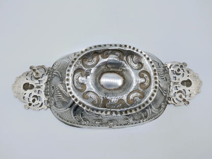 Friese zilveren brandewijnkom, 18e eeuws