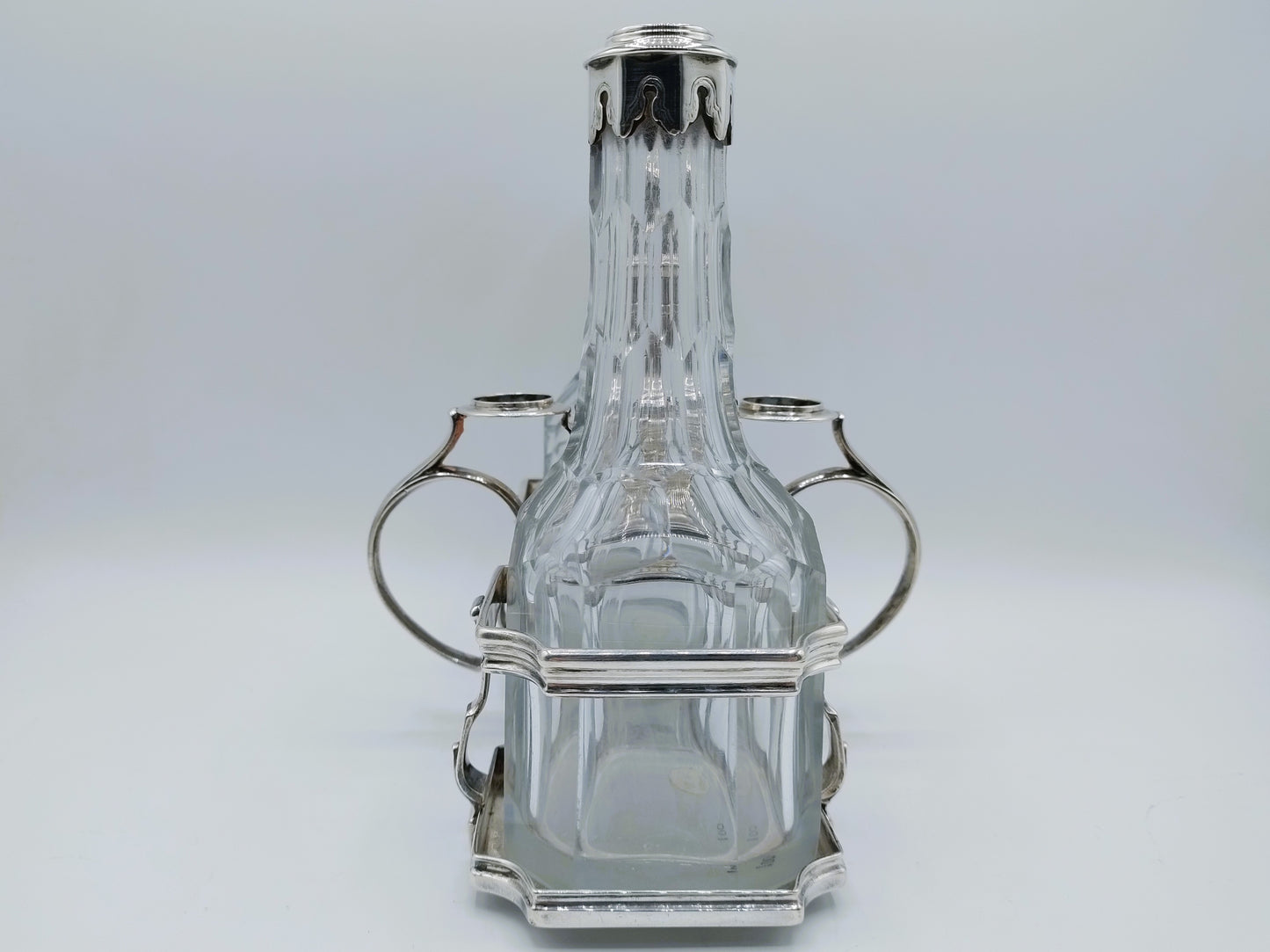 Zilveren olie- en azijnstel incl. strooibus, J. Logerath I, Den Haag, 1737