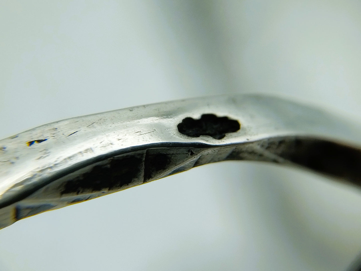 Zilveren chatelaine met Willem V naaldenkoker, o.a. D. Goedhart, Amsterdam, 1788