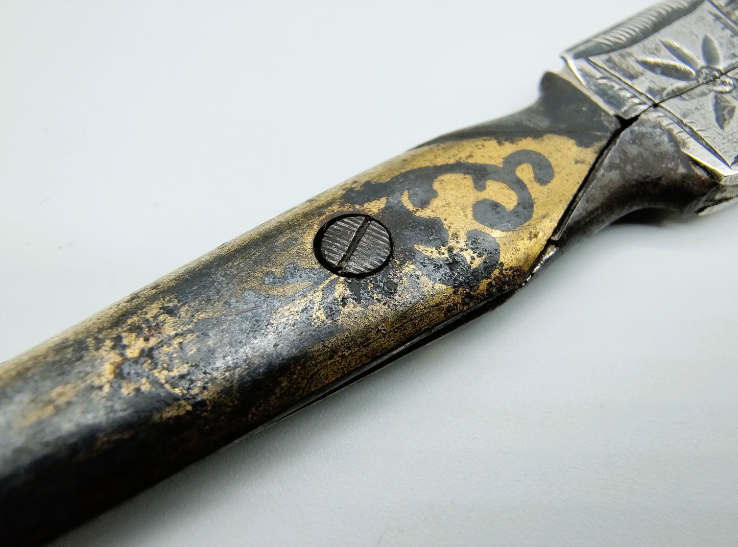 Zilveren chatelaine met Willem V naaldenkoker, o.a. D. Goedhart, Amsterdam, 1788