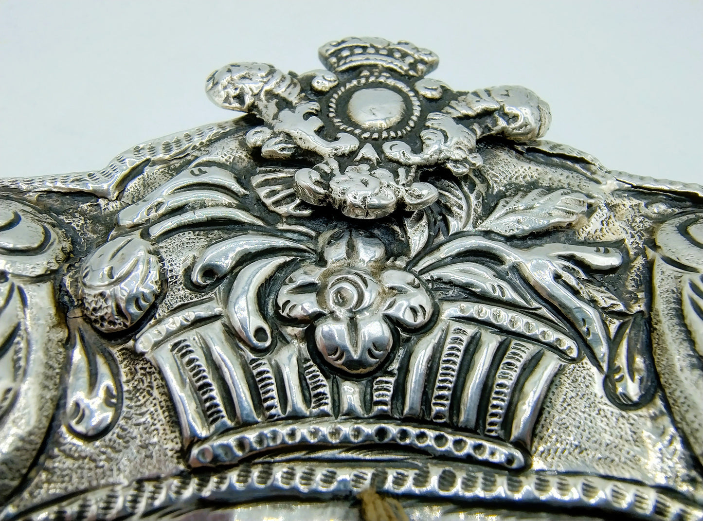 Silberner Geldbörsenverschluss mit Perlenbeutel, W. Deves, Meppel, 1826