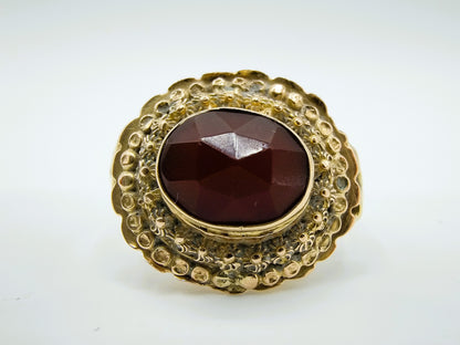 Gouden ring met carneool, 20 mm