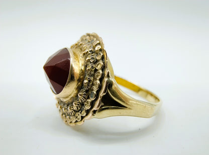 Gouden ring met carneool, 20 mm