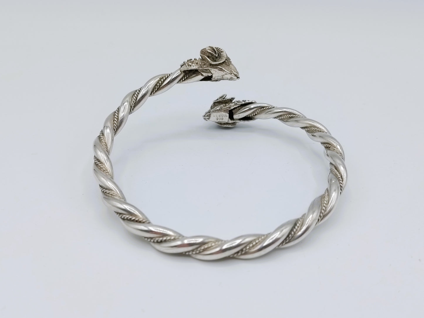 Silver bracelet with ram heads, Sezgin