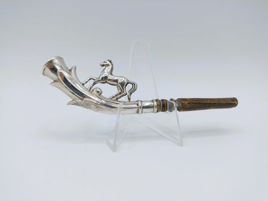 Zilveren bruidegomspijpje met paard
