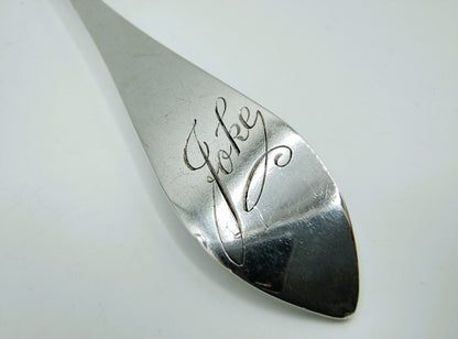 Silver child's spoon, Fa. Gerritsen, van Kempen, Zeist, 1944