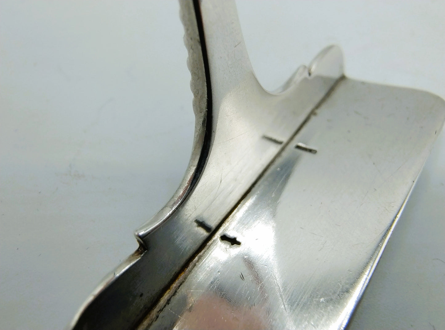 Silver table slider, JM van Kempen Company, Voorschoten