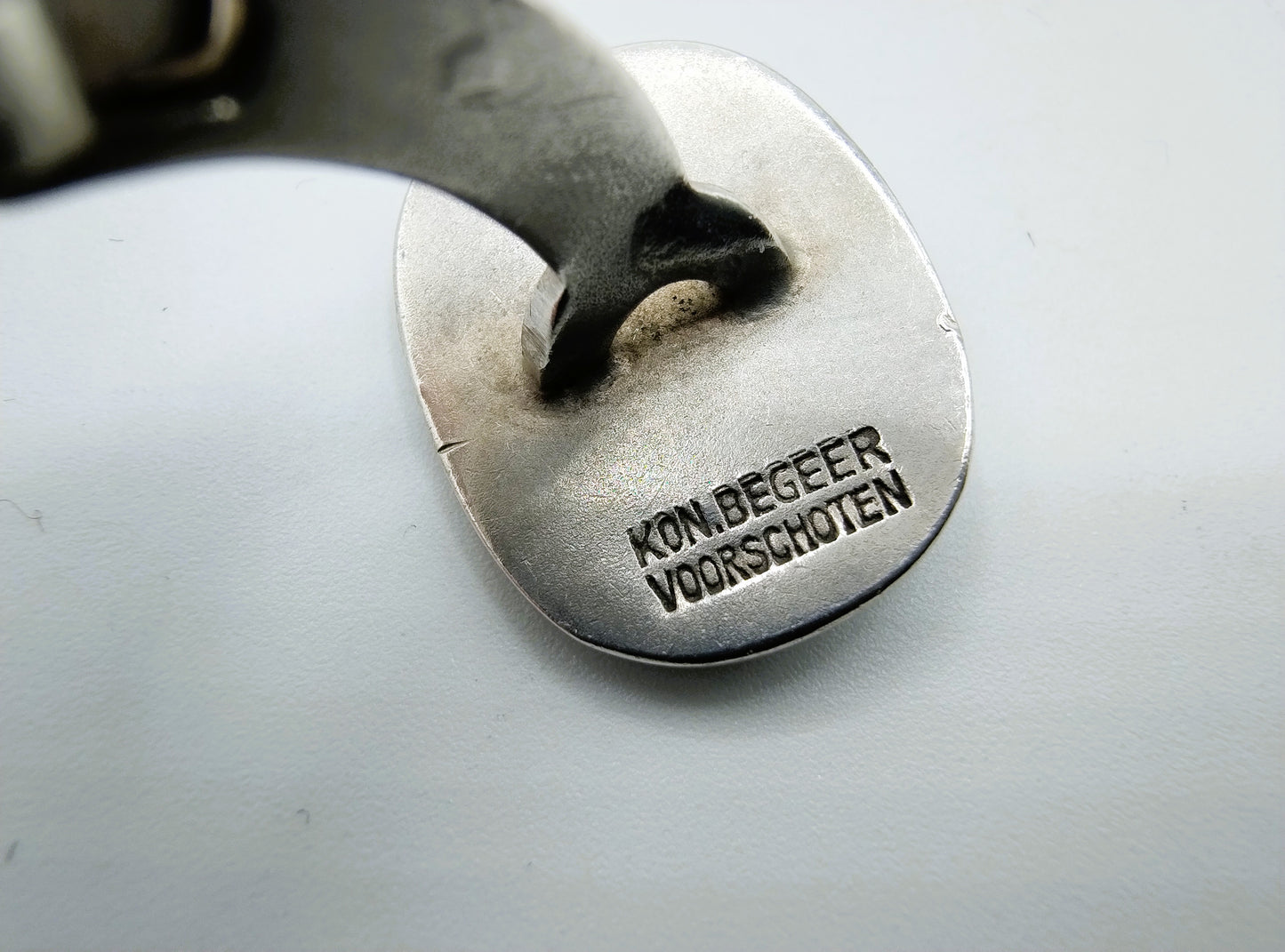 Zilveren manchetknopen met wapen N. Brabant, Begeer, Voorschoten