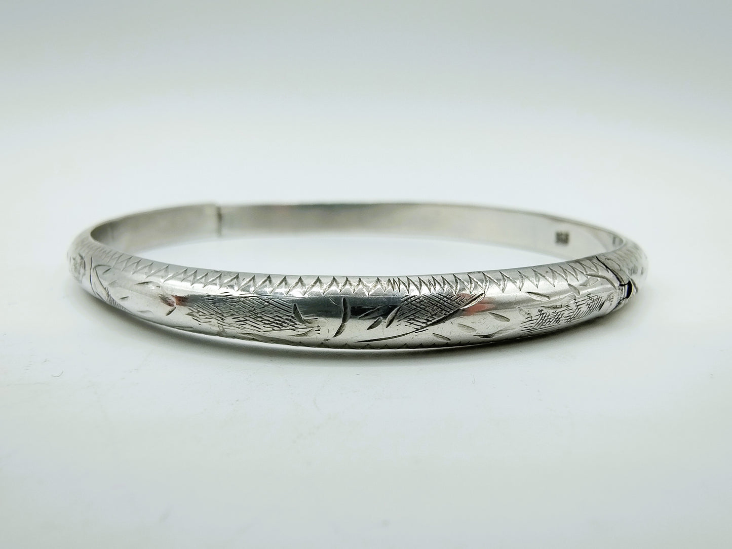 Silver slave bracelet, 835
