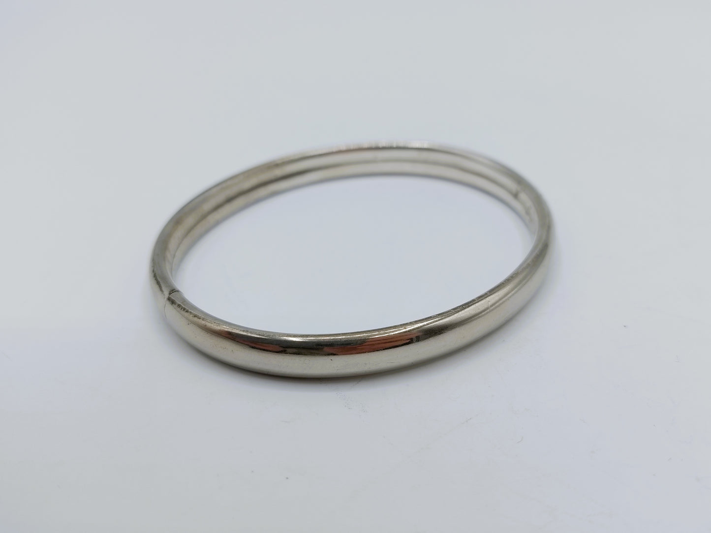Silver slave bracelet, 835