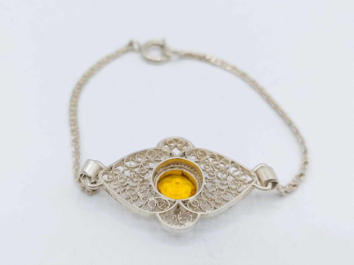 Silver bracelet with yellow stone, 16 cm