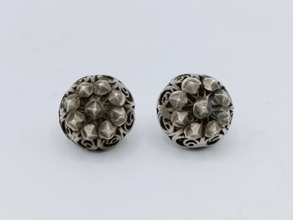 2 Silver buttons, 18th century