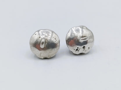 2 Silver buttons, 18th century