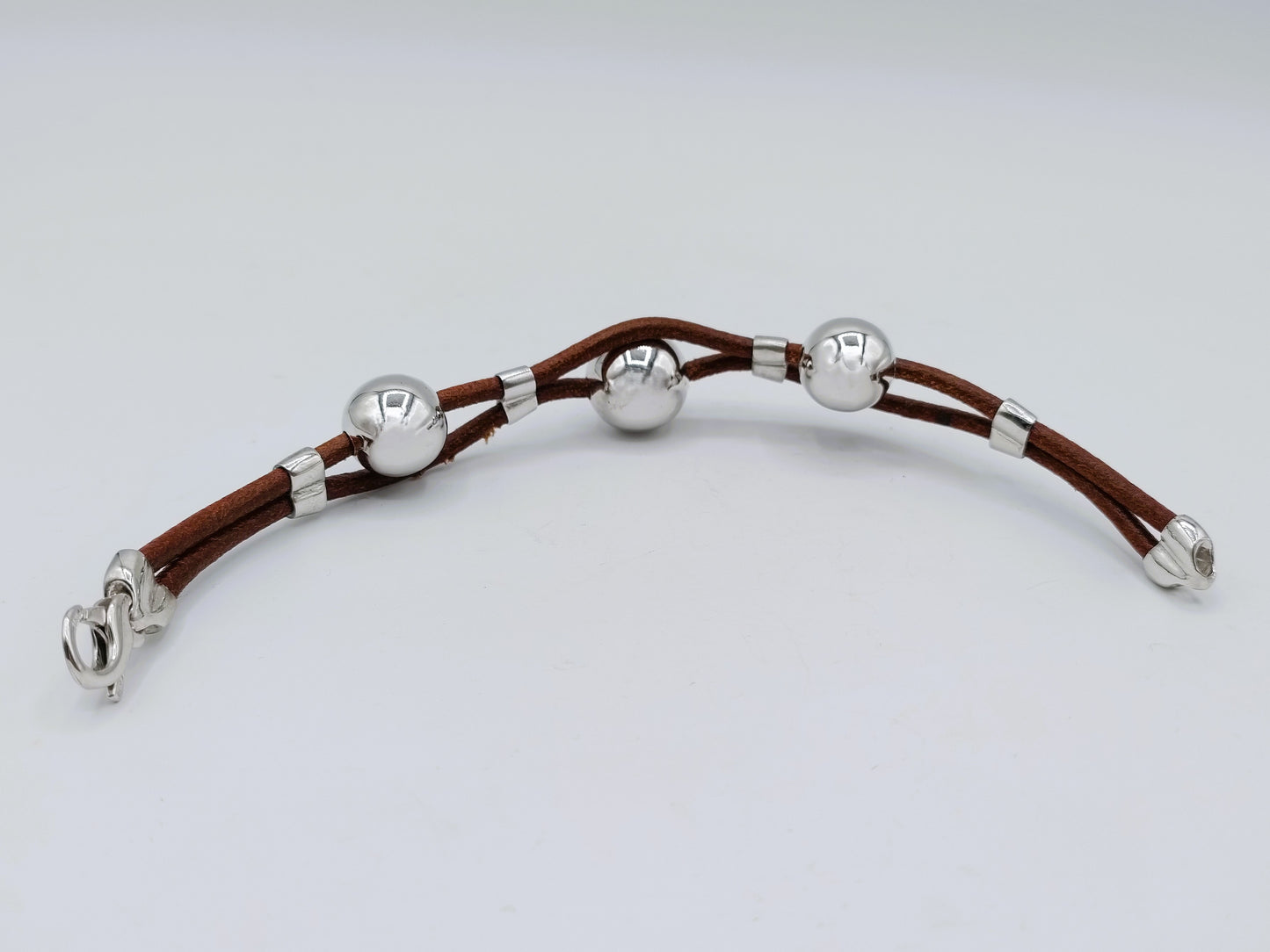 Leather bracelet with silver balls and clasp, Italy, 19 cm