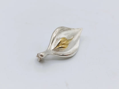 Silver leaf brooch, partly gilded