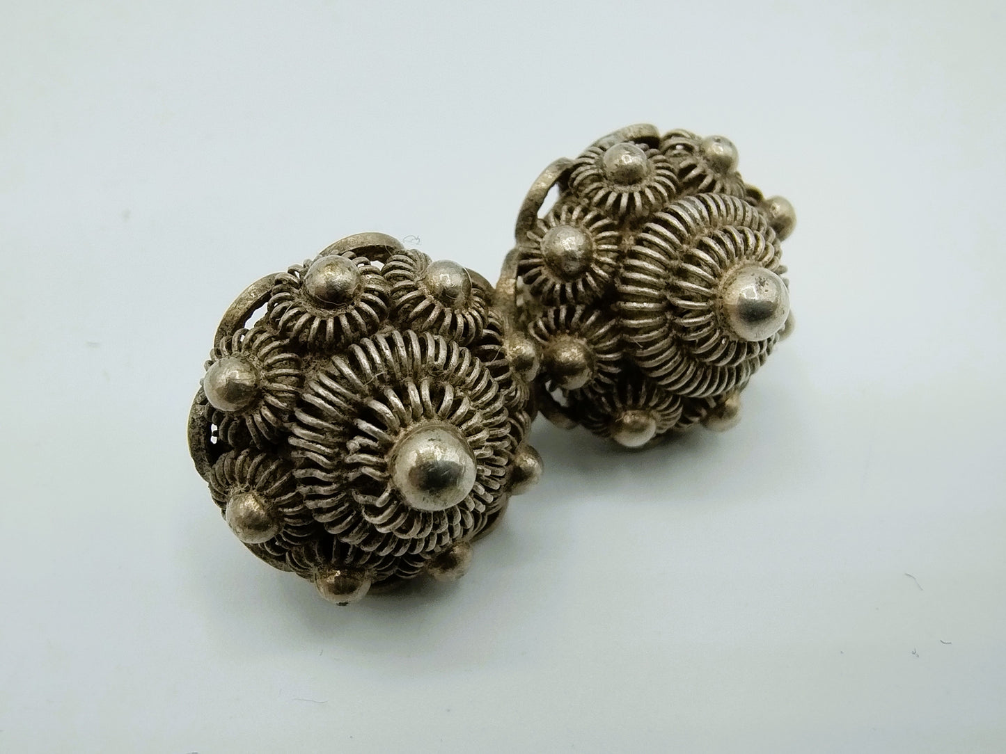 Silver Zeeland button brooch, 835
