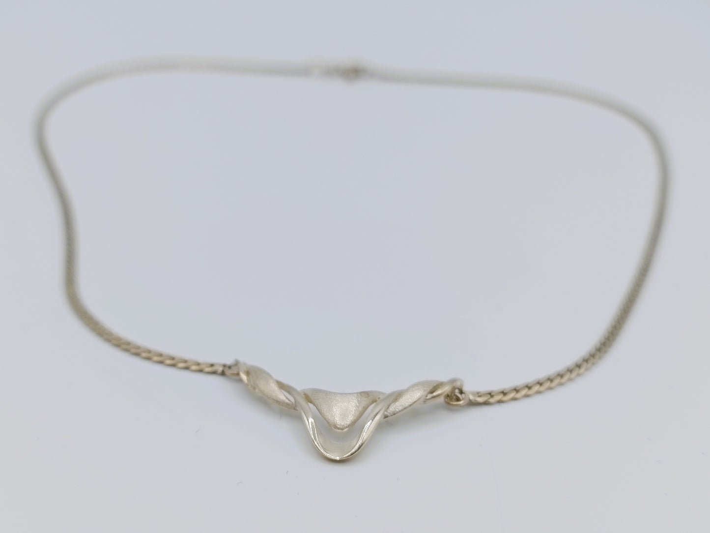 Silver necklace with pendant, 44 cm