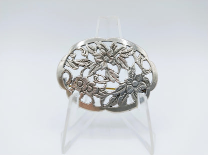 Silver brooch, GJ van den Bergh, Schoonhoven