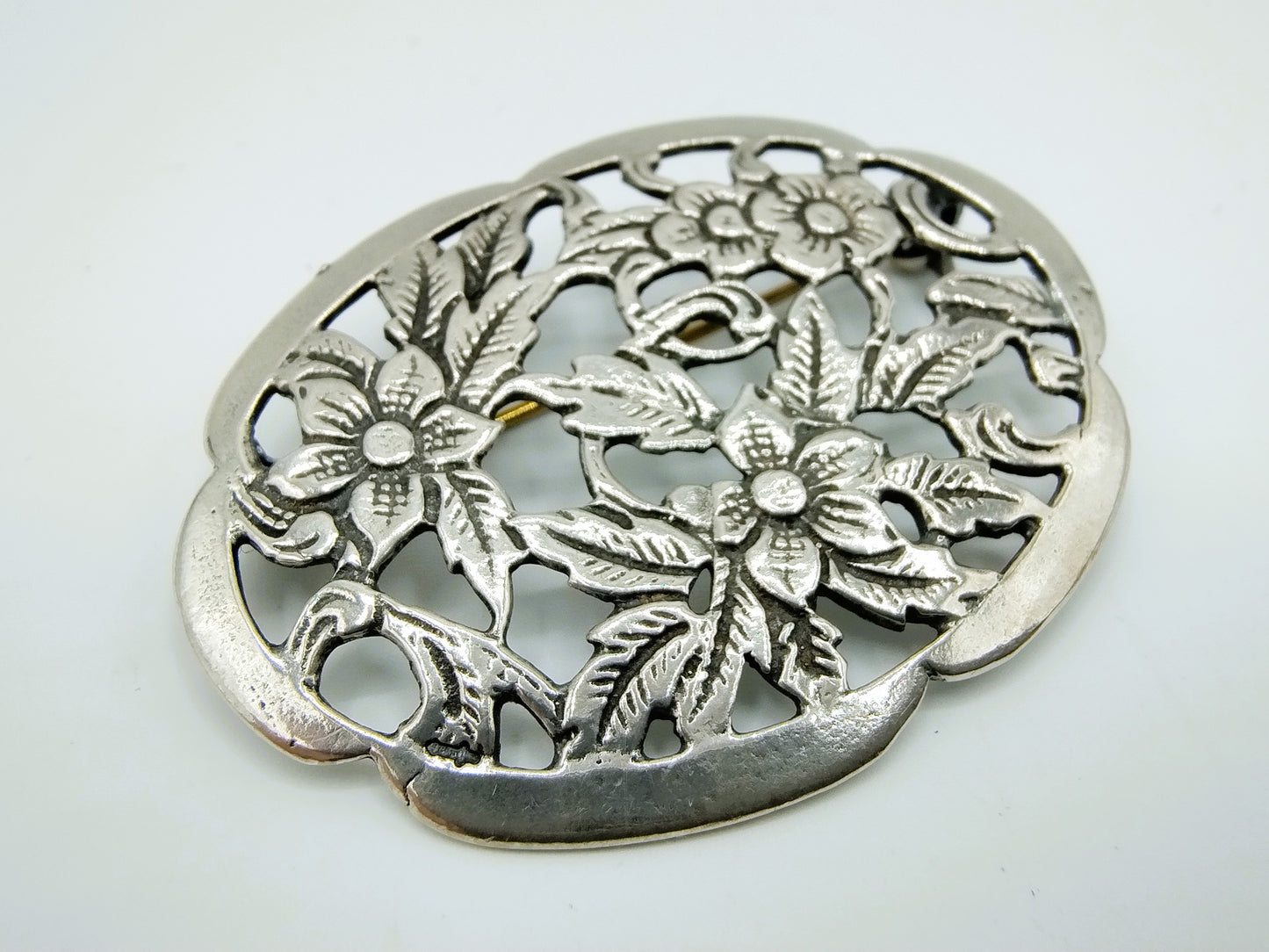 Silver brooch, GJ van den Bergh, Schoonhoven