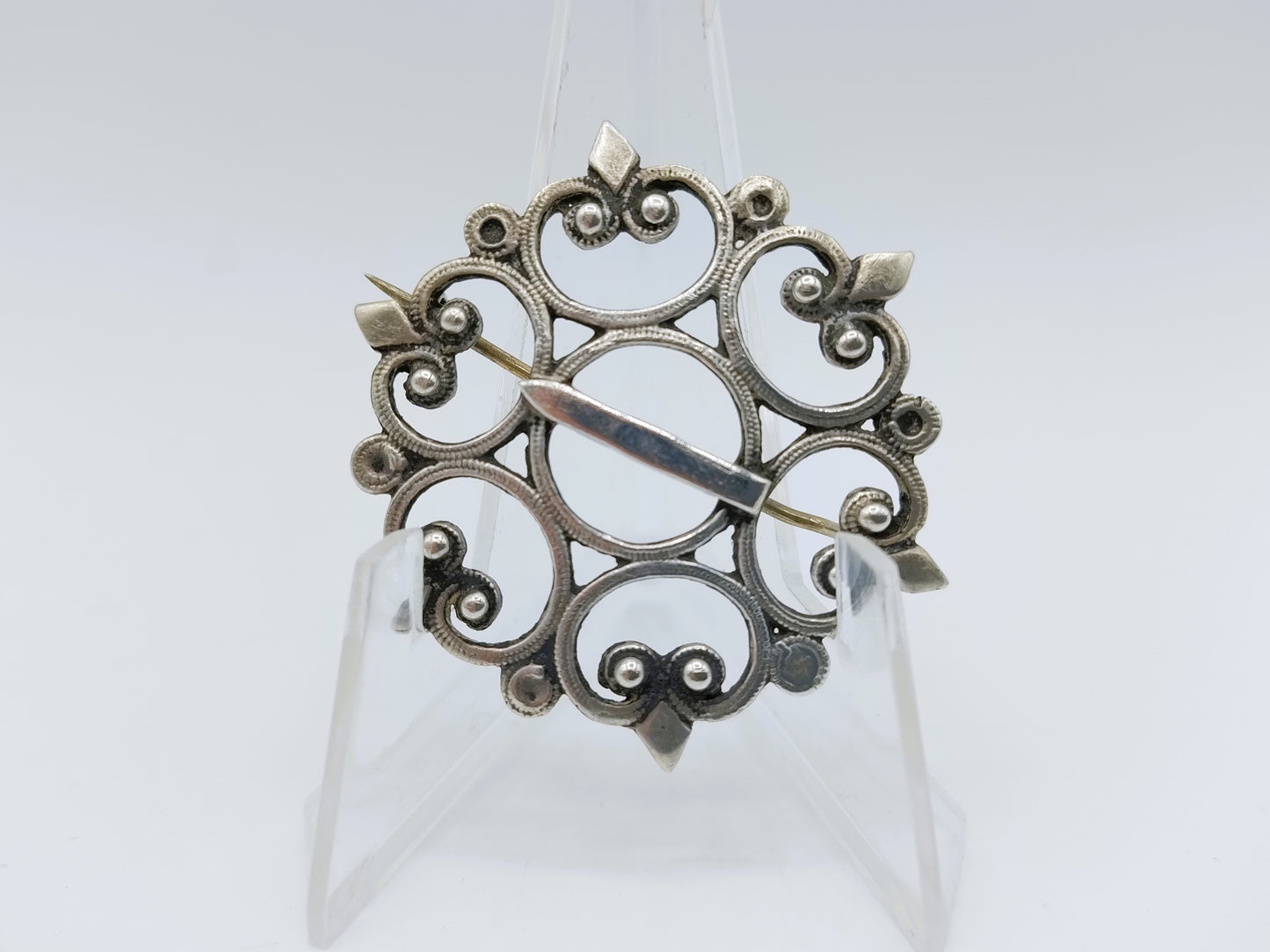 Silver brooch, GJ van den Bergh, Schoonhoven