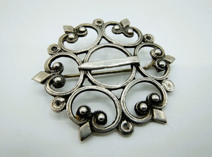 Silver brooch, GJ van den Bergh, Schoonhoven