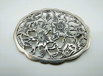 Silver brooch, GJ van den Bergh, Schoonhoven