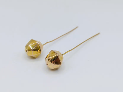 Antieke gouden mutsenspelden, A.E. Monasch, Hilversum