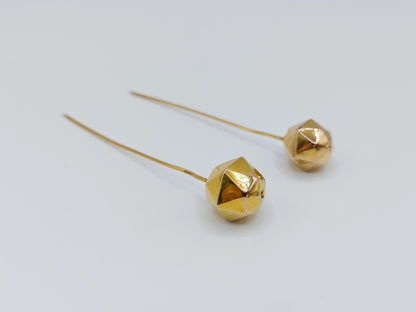 Antieke gouden mutsenspelden, A.E. Monasch, Hilversum