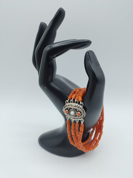 Bloedkoralen armband met zilveren slot met parel, 19 cm