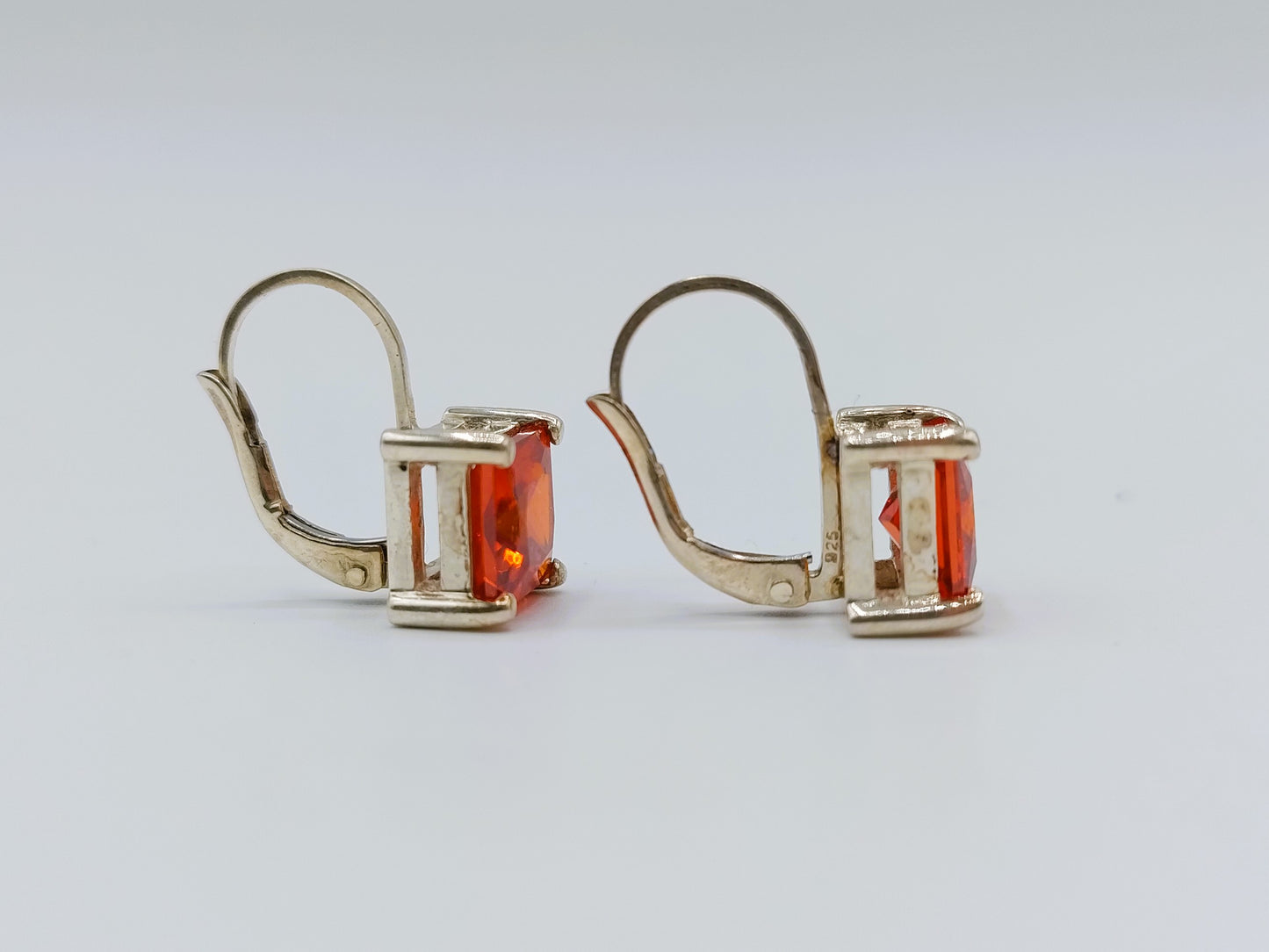 Silver hoop earrings with smoky quartz