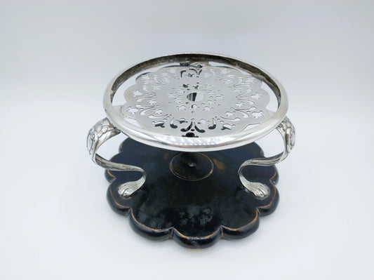 Zilveren komfoor op ebbenhouten voet, J.J. Oosterbaan Jr, Leeuwarden, 1871