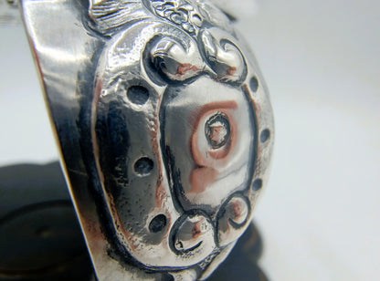 Zilveren komfoor op ebbenhouten voet, J.J. Oosterbaan Jr, Leeuwarden, 1871