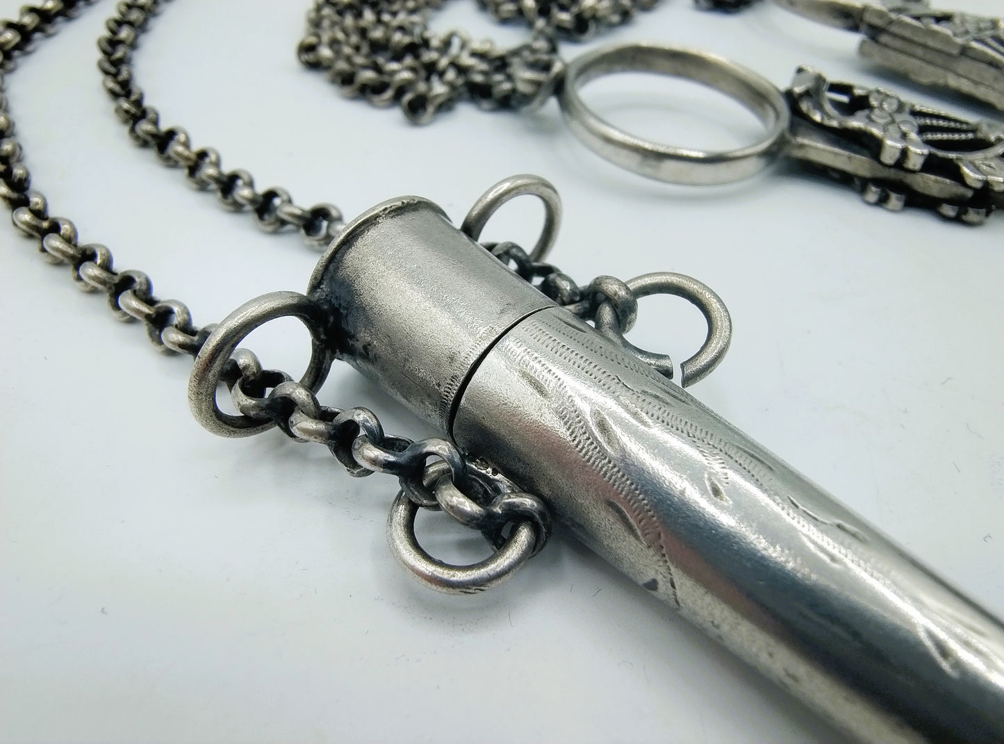 Zilveren Friese Chatelaine, 18e eeuws