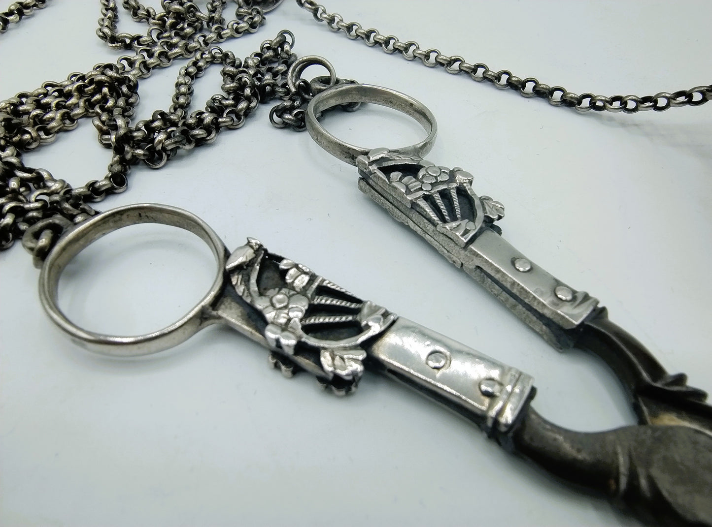 Zilveren Friese Chatelaine, 18e eeuws
