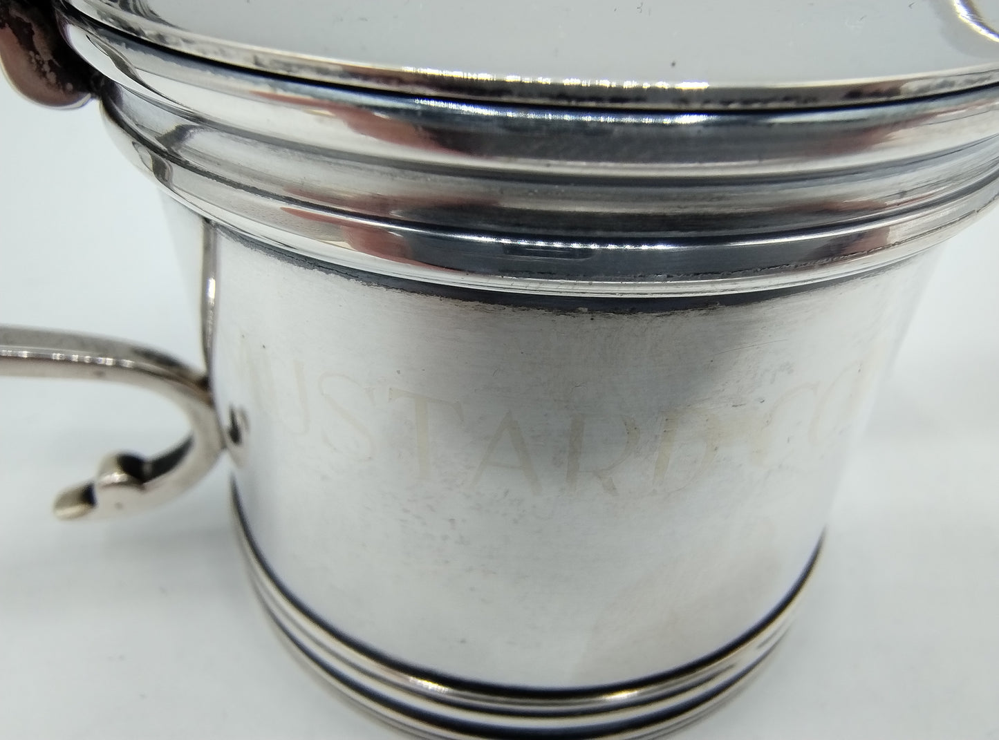 Silver mustard pot with mustard spoon, E. Barnard &amp; Sons Ltd, London, 1977
