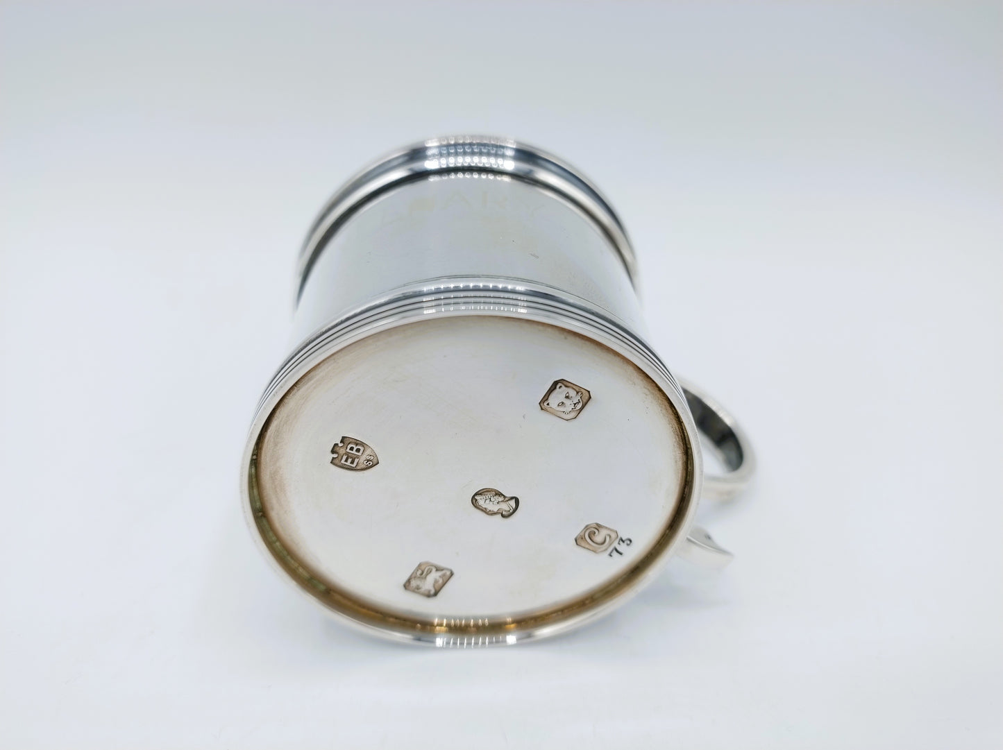 Silver mustard pot with mustard spoon, E. Barnard &amp; Sons Ltd, London, 1977