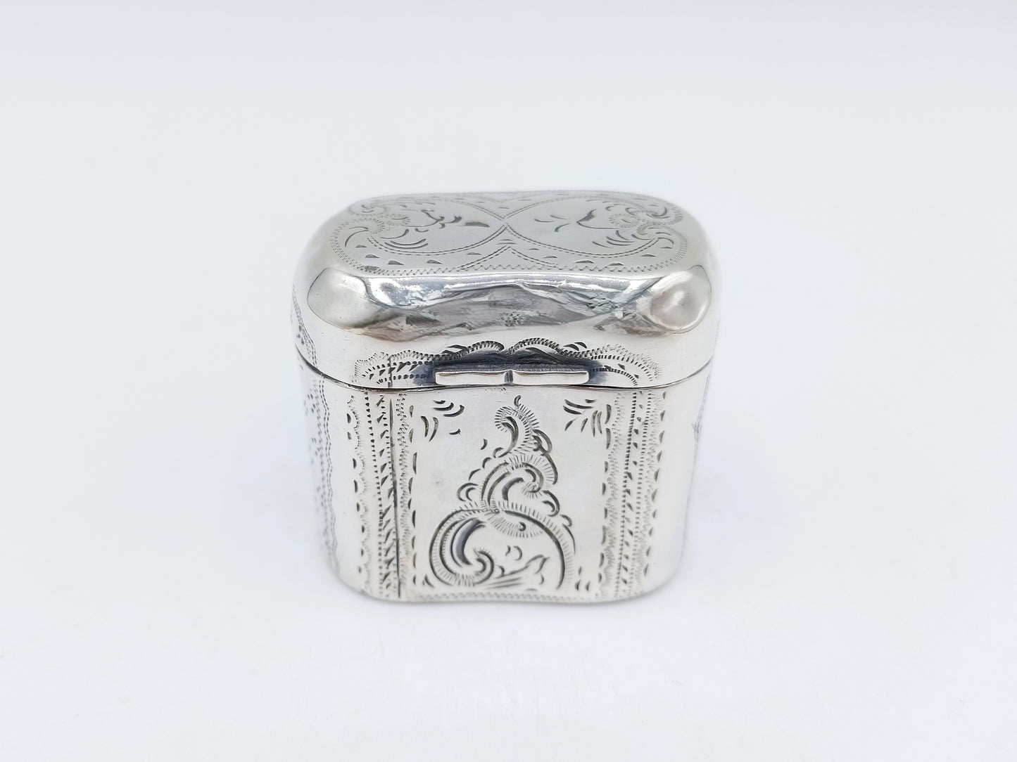 Silver loderein box, Widow van Halteren, Schoonhoven, 1877