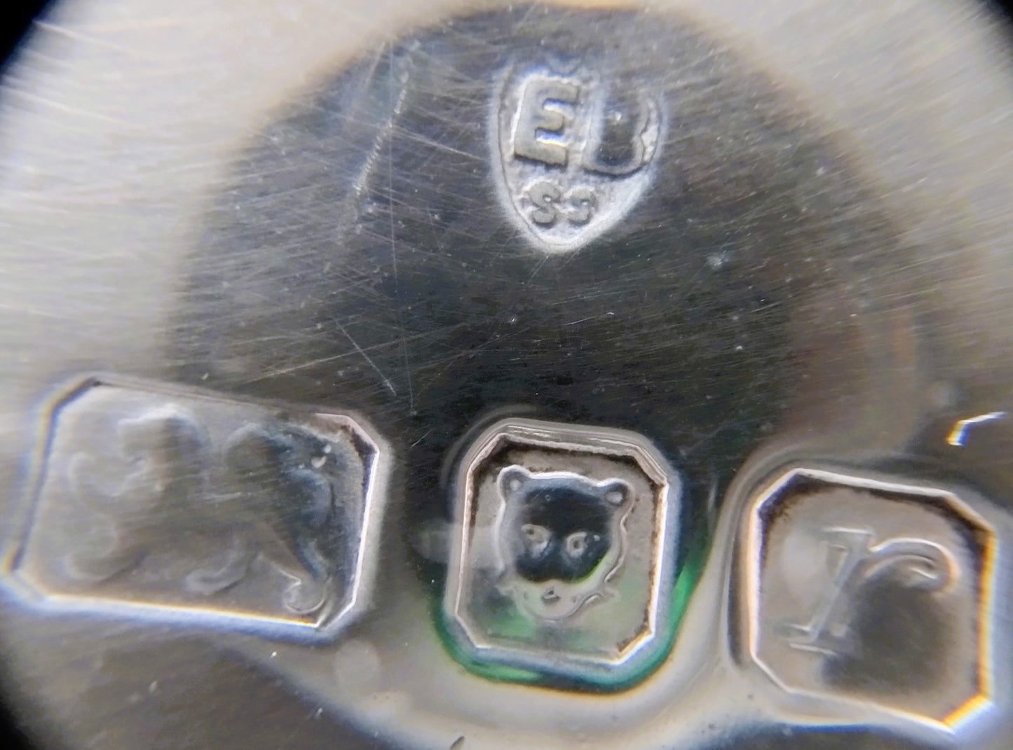 Silver shaker, E. Barnard &amp; Sons Ltd, London, 1972