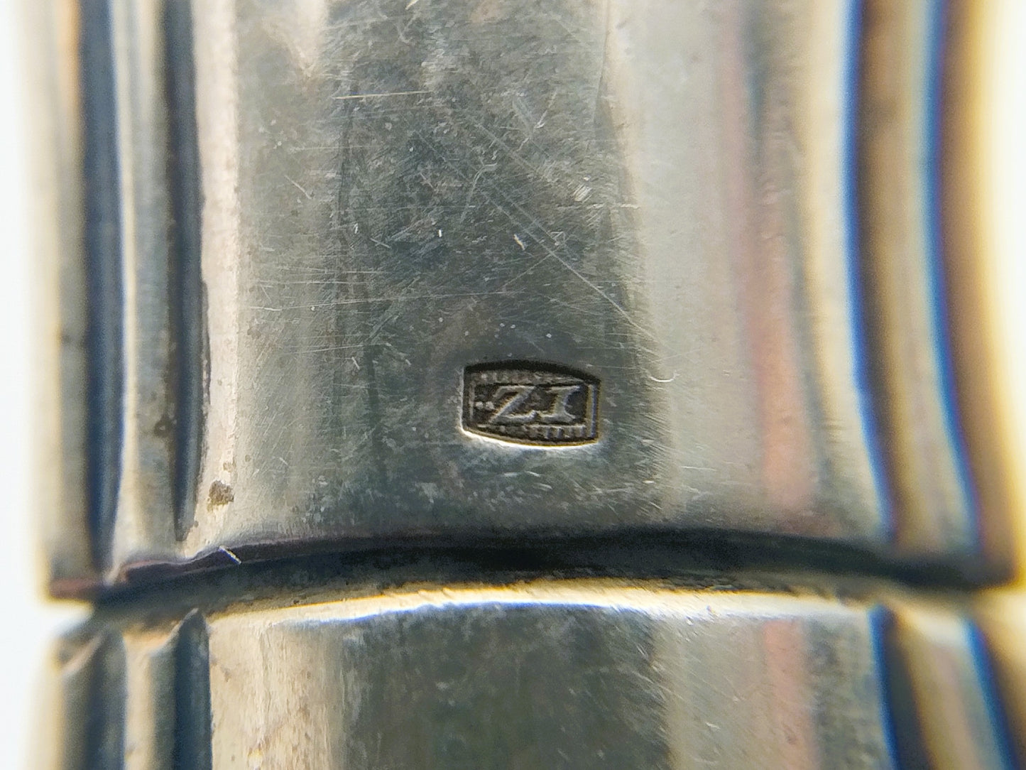 Zilveren naaigarnituur in originele cassette