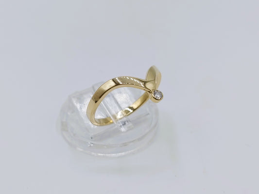 Gouden ring met diamant, 0,03 ct, 18 mm