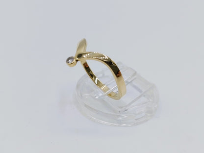 Gouden ring met diamant, 0,03 ct, 18 mm