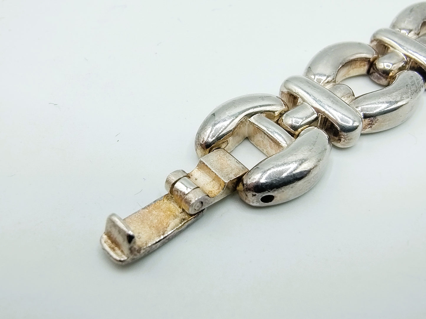 Silver ladies watch, Accurist, 19 cm