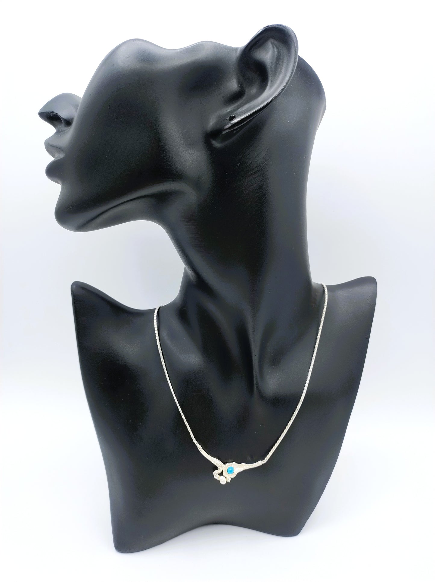 Silver necklace with pendant, turquoise and pearl, 43 cm.