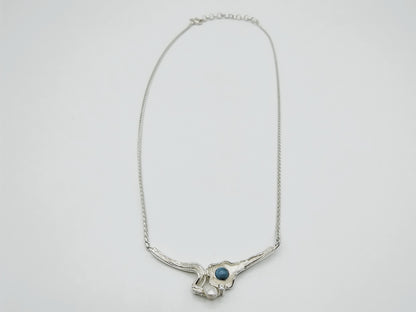 Silver necklace with pendant, turquoise and pearl, 43 cm.