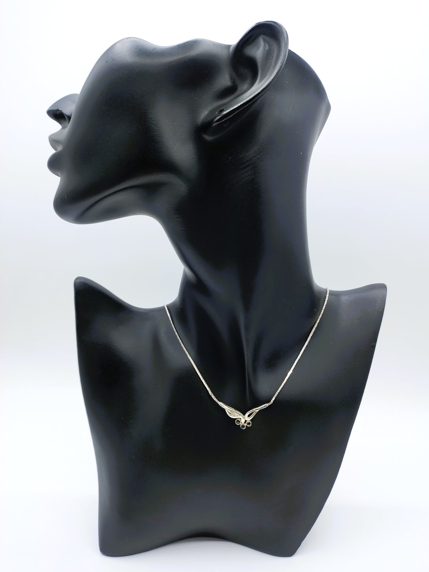 Silver necklace with pendant, jet, 40.5 cm