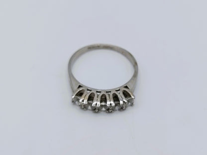 Zilveren ring met zirkonia, 17 mm