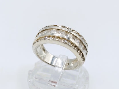 Silver ring set with zirconia, 17 mm