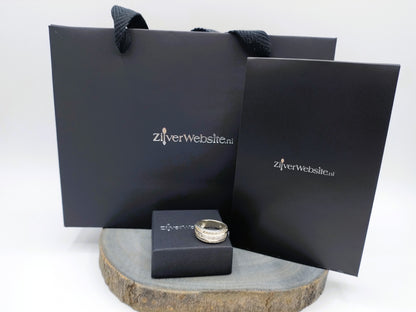 Silver ring set with zirconia, 17 mm