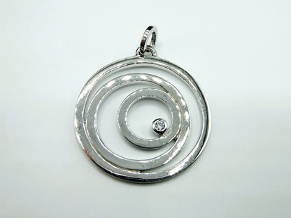 Silver design pendant with zirconia