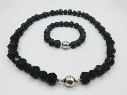 Gitten ketting + armband met zilveren magneet sloten